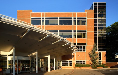 Morristown's Carol G. Simon Cancer Center exterior