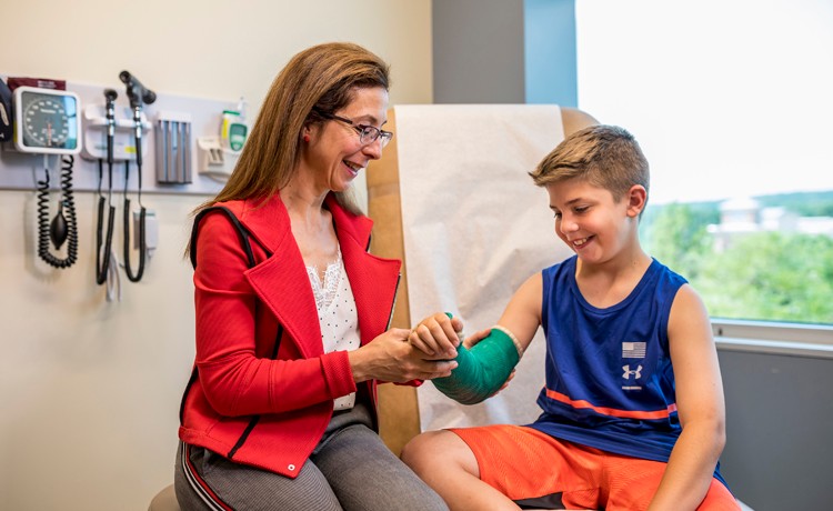 Dr. Minkowitz with patient